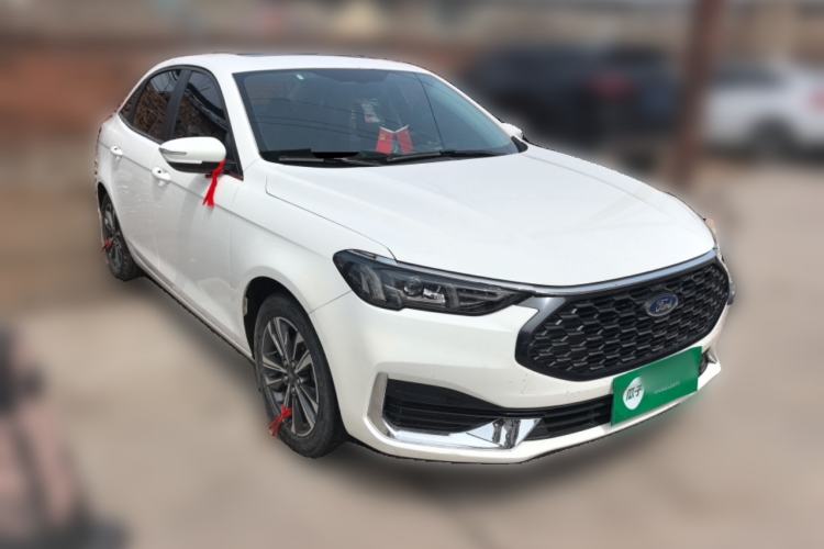 Used Ford Escort 2021 1.5L Automatic Diamond Edition Front Right 45 Deg