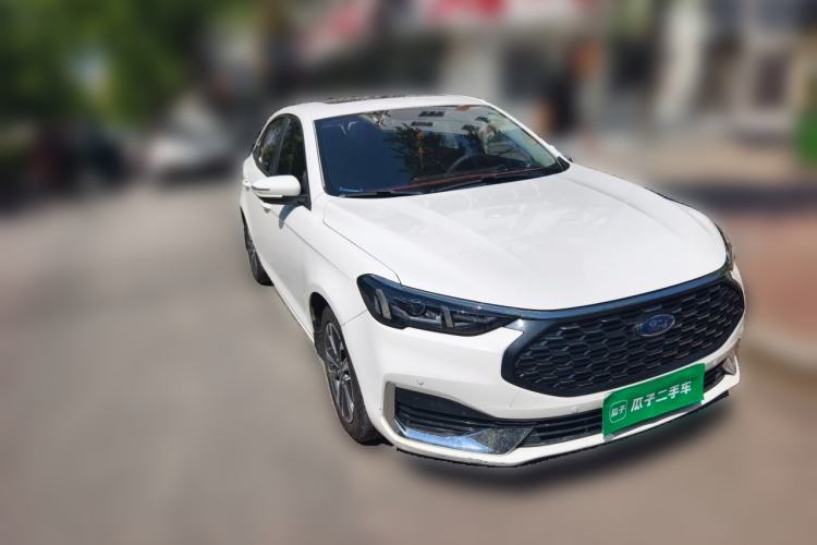 Used Ford Escort 2021 1.5L Automatic Diamond Edition Front Right 45 Deg