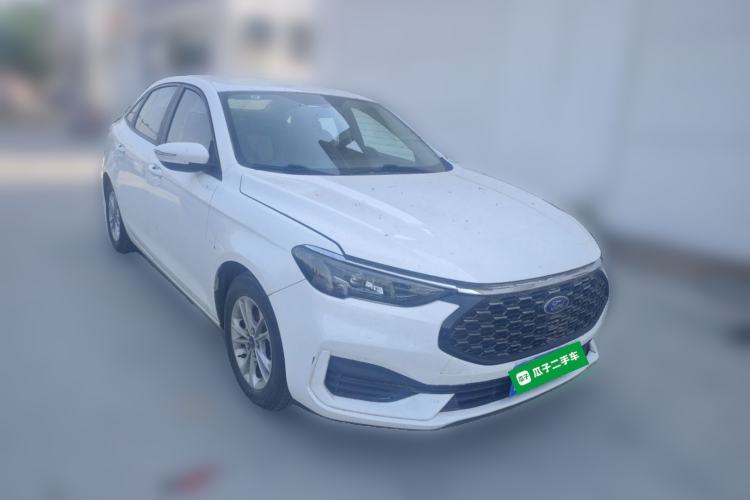 Used Ford Escort 2021 1.5L Automatic Gold Edition Front Right 45 Deg