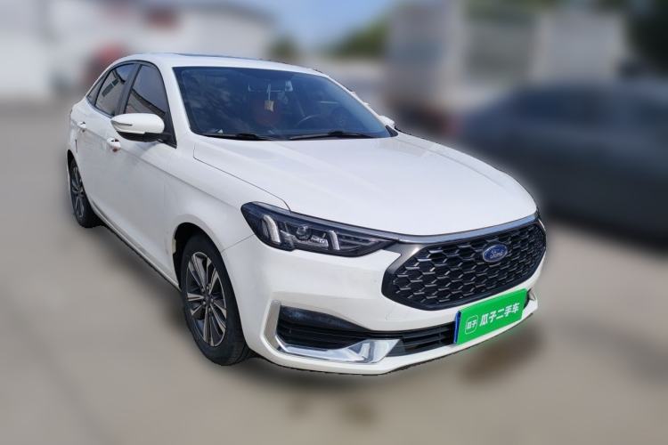 Used Ford Escort 2021 1.5L Automatic Diamond Edition Front Right 45 Deg