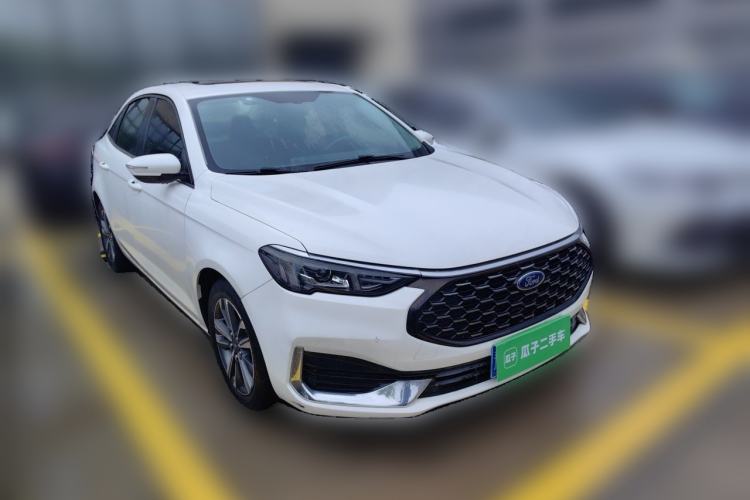Used Ford Escort 2021 1.5L Automatic Diamond Edition Front Right 45 Deg