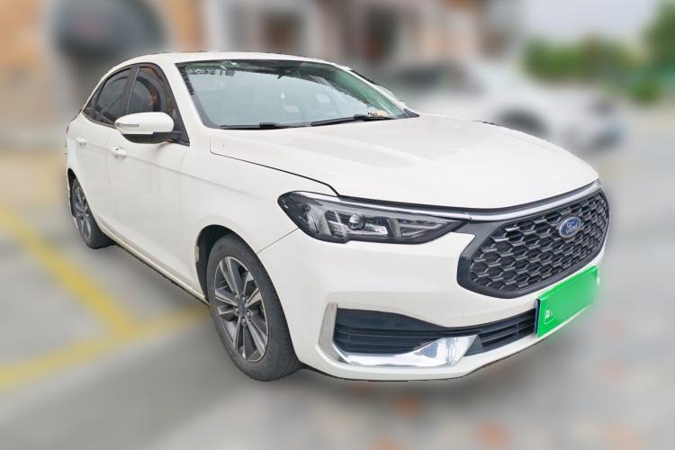 Used Ford Escort 2021 1.5L Automatic Diamond Edition Front Right 45 Deg