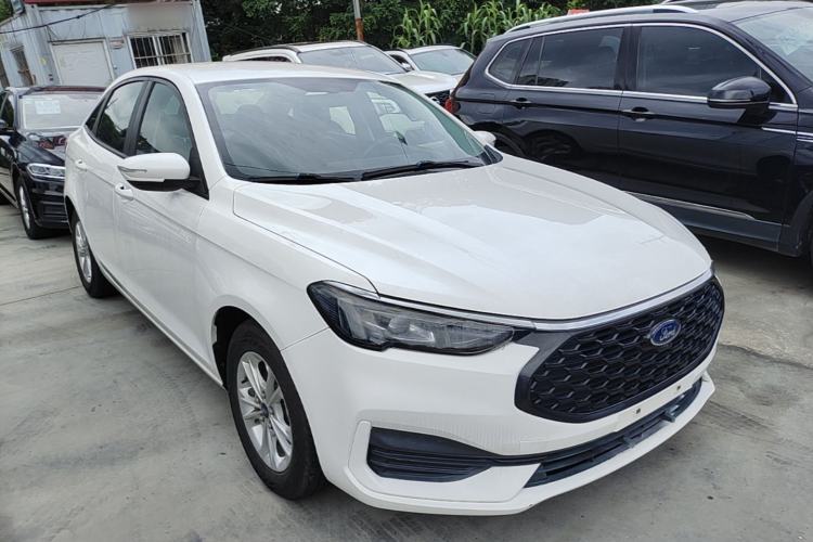 Used Ford Escort 2021 1.5L Automatic Gold Edition Front Right 45 Deg
