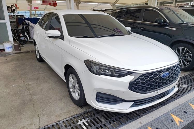 Used Ford Escort 2021 1.5L Automatic Gold Edition Front Right 45 Deg