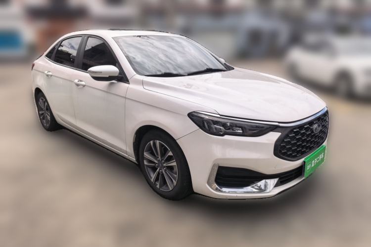 Used Ford Escort 2021 1.5L Automatic Diamond Edition Front Right 45 Deg