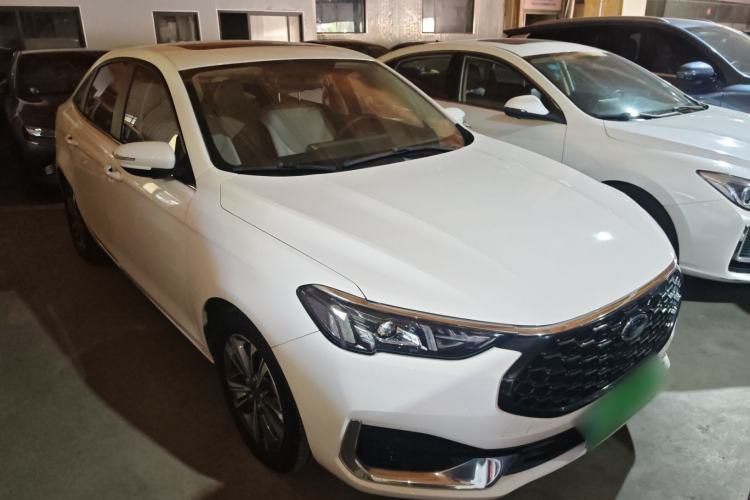 Used Ford Escort 2021 1.5L Automatic Diamond Edition Front Right 45 Deg