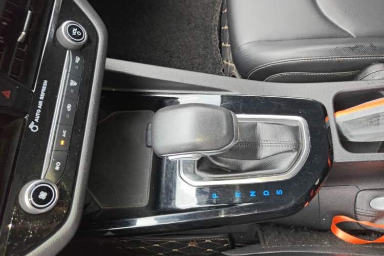Used Ford Escort 2021 1.5L Automatic Diamond Edition Gear Lever