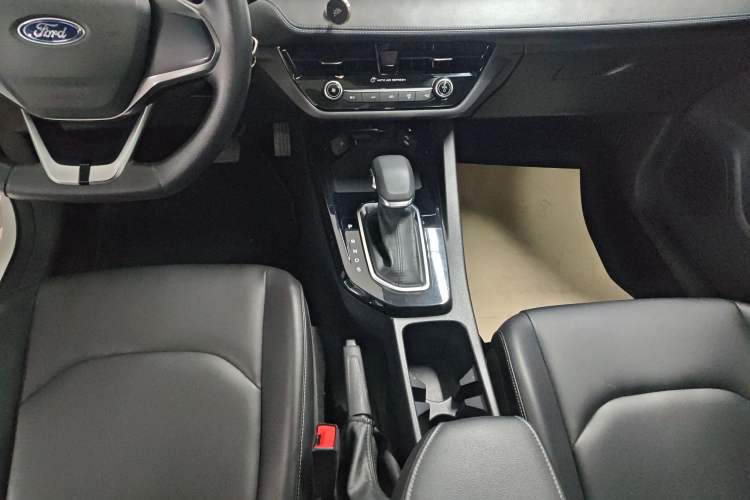 Used Ford Escort 2021 1.5L Automatic Platinum Edition Gear Lever