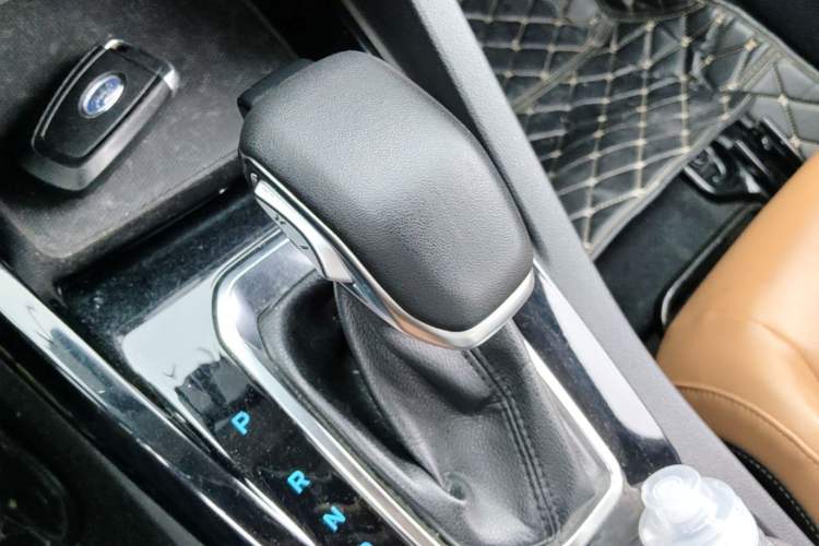 Used Ford Escort 2021 1.5L Automatic Glory Edition Gear Lever