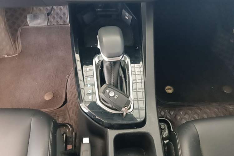Used Ford Escort 2021 1.5L Automatic Diamond Edition Gear Lever