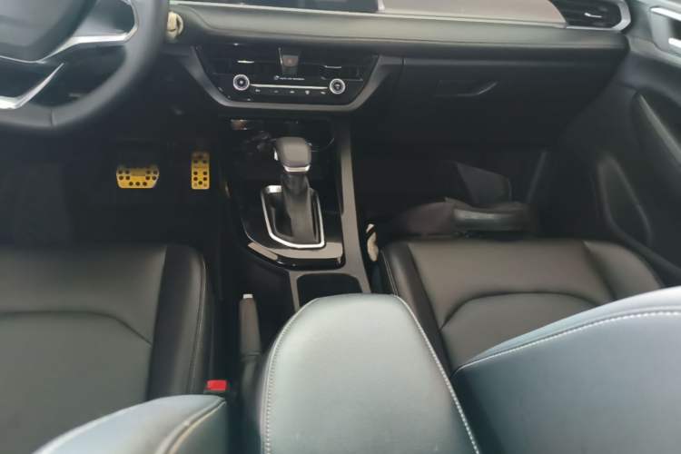 Used Ford Escort 2021 1.5L Automatic Diamond Edition Gear Lever