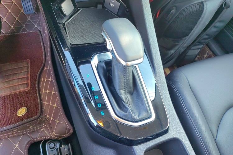 Used Ford Escort 2021 1.5L Automatic Diamond Edition Gear Lever