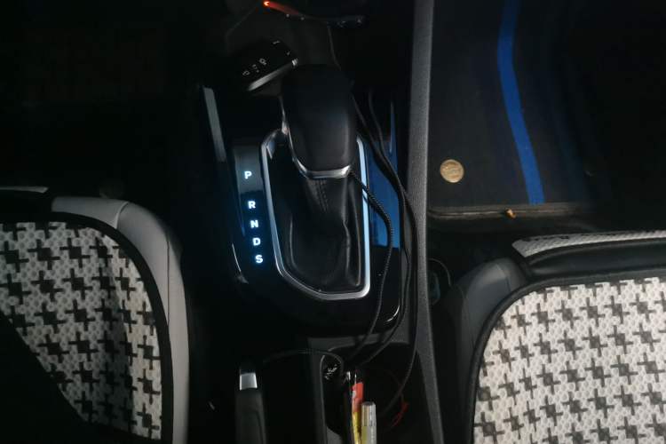 Used Ford Escort 2021 1.5L Automatic Diamond Edition Gear Lever
