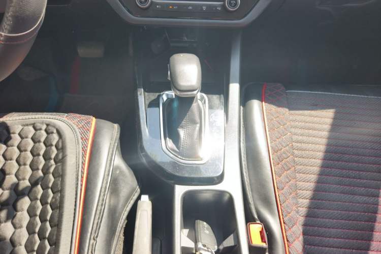 Used Ford Escort 2021 1.5L Automatic Diamond Edition Gear Lever