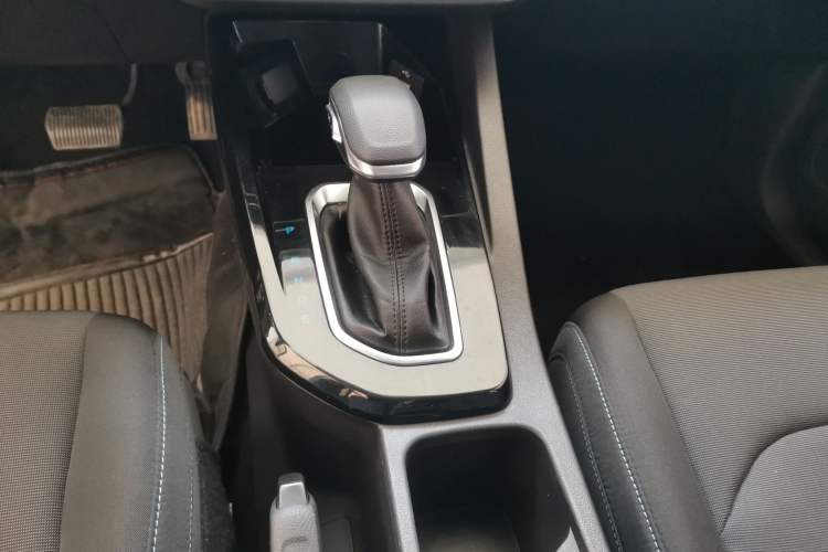 Used Ford Escort 2021 1.5L Automatic Gold Edition Gear Lever