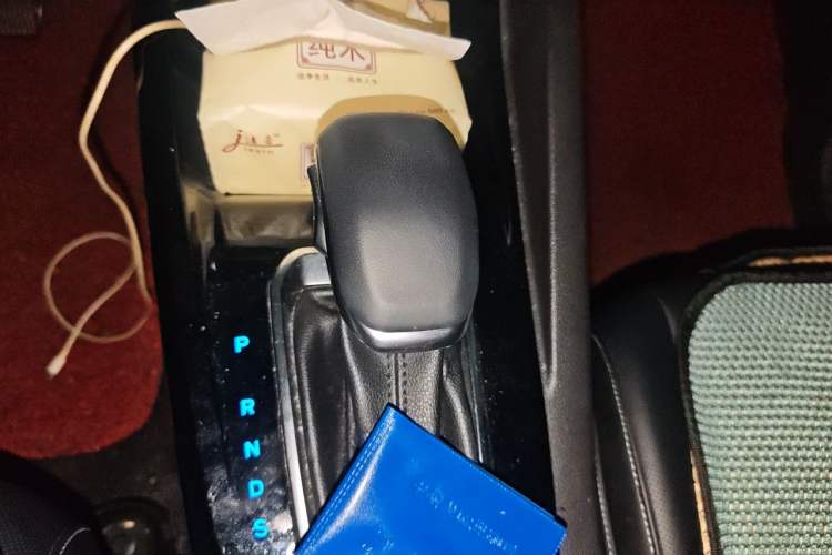 Used Ford Escort 2021 1.5L Automatic Diamond Edition Gear Lever