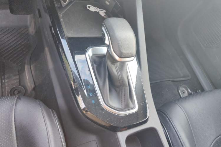 Used Ford Escort 2021 1.5L Automatic Gold Edition Gear Lever
