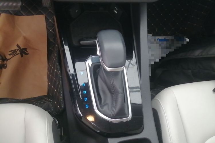 Used Ford Escort 2021 1.5L Automatic Diamond Edition Gear Lever