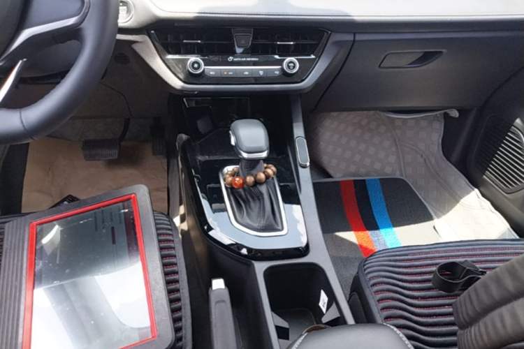 Used Ford Escort 2021 1.5L Automatic Diamond Edition Gear Lever