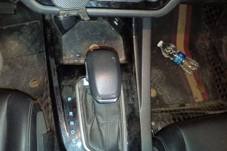 Used Ford Escort 2021 1.5L Automatic Platinum Edition Gear Lever