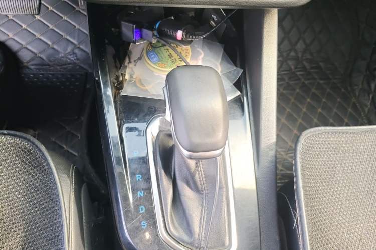 Used Ford Escort 2021 1.5L Automatic Diamond Edition Gear Lever