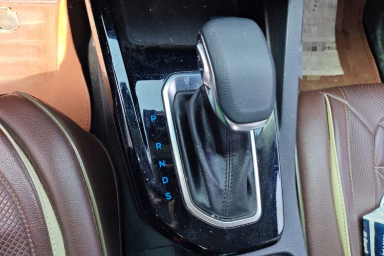 Used Ford Escort 2021 1.5L Automatic Gold Edition Gear Lever
