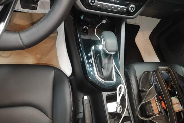 Used Ford Escort 2021 1.5L Automatic Diamond Edition Gear Lever