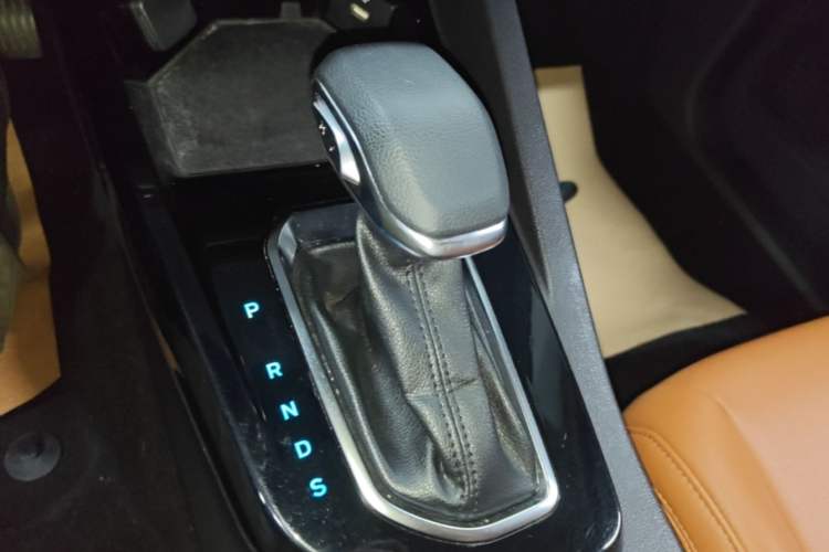 Used Ford Escort 2021 1.5L Automatic Gold Edition Gear Lever