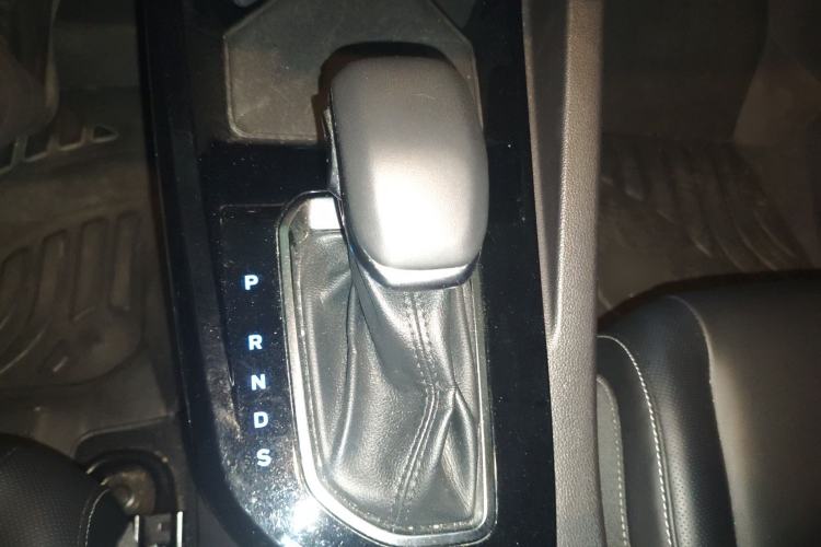 Used Ford Escort 2021 1.5L Automatic Diamond Edition Gear Lever
