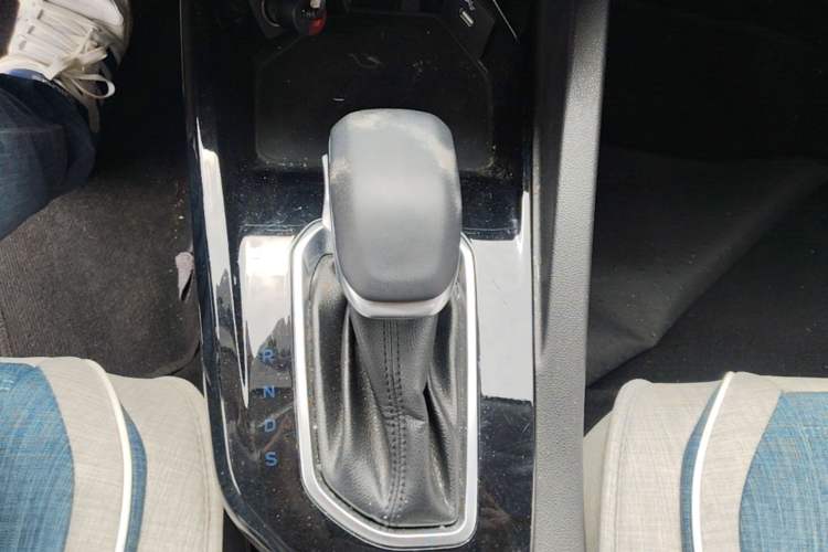 Used Ford Escort 2021 1.5L Automatic Diamond Edition Gear Lever