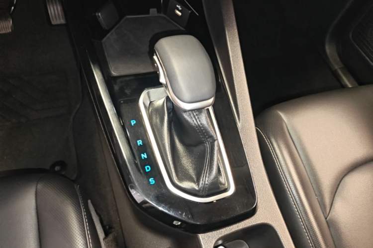 Used Ford Escort 2021 1.5L Automatic Diamond Edition Gear Lever