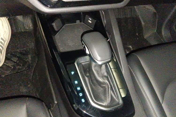 Used Ford Escort 2021 1.5L Automatic Diamond Edition Gear Lever