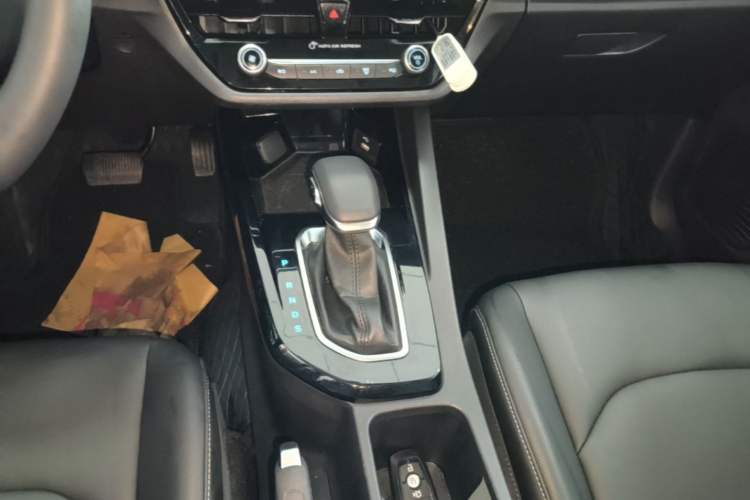 Used Ford Escort 2021 1.5L Automatic Diamond Edition Gear Lever