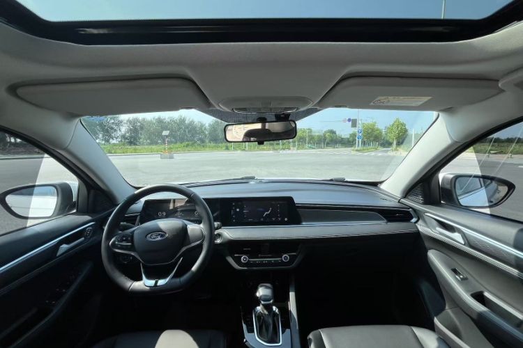 Used Ford Escort 2021 1.5L Automatic Diamond Edition Interior 1