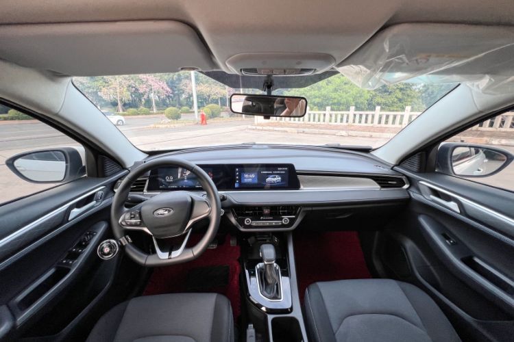 Used Ford Escort 2021 1.5L Automatic Gold Edition Interior 1