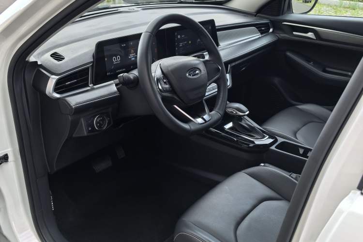 Used Ford Escort 2021 1.5L Automatic Diamond Edition Interior 1
