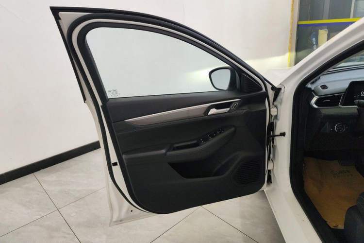 Used Ford Escort 2021 1.5L Automatic Gold Edition Interior 12