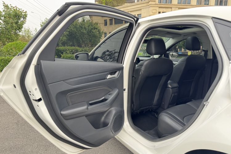 Used Ford Escort 2021 1.5L Automatic Diamond Edition Interior 12