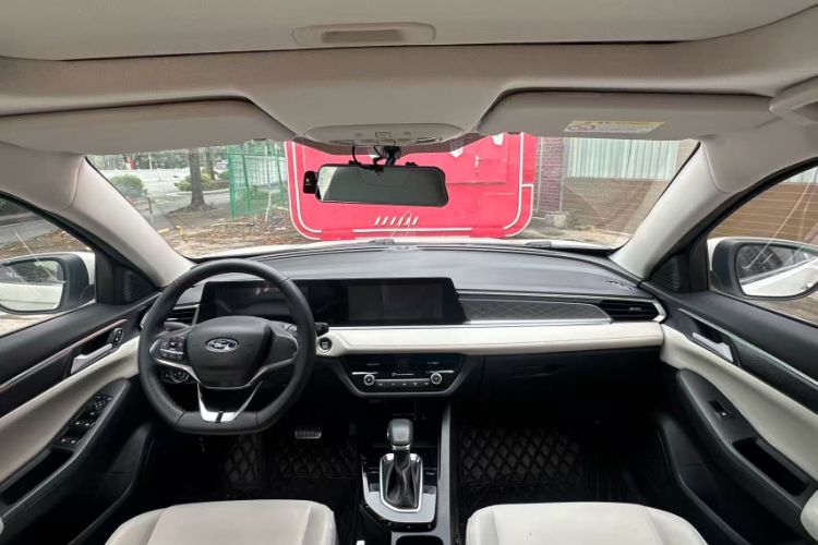 Used Ford Escort 2021 1.5L Automatic Diamond Edition Interior 2