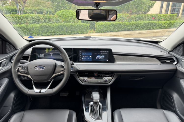Used Ford Escort 2021 1.5L Automatic Diamond Edition Interior 2