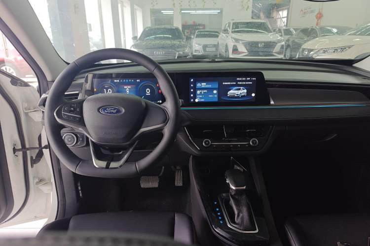 Used Ford Escort 2021 1.5L Automatic Diamond Edition Interior 3