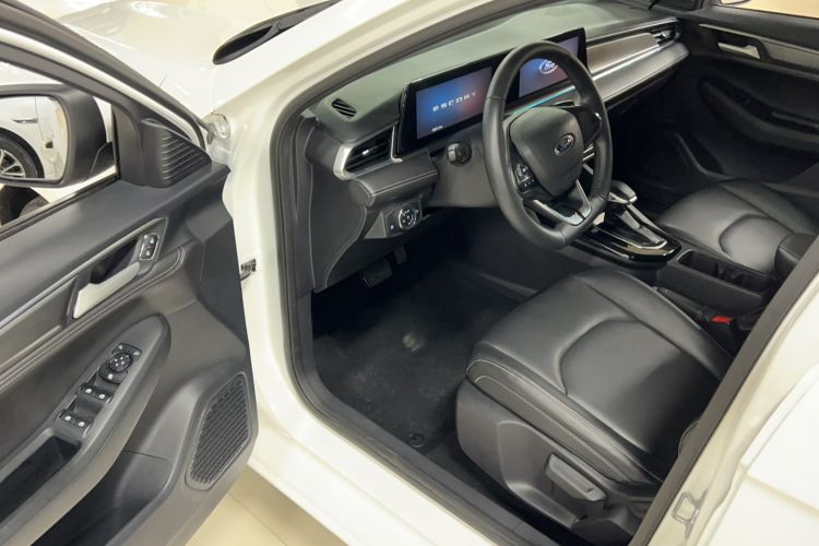 Used Ford Escort 2021 1.5L Automatic Diamond Edition Interior 3