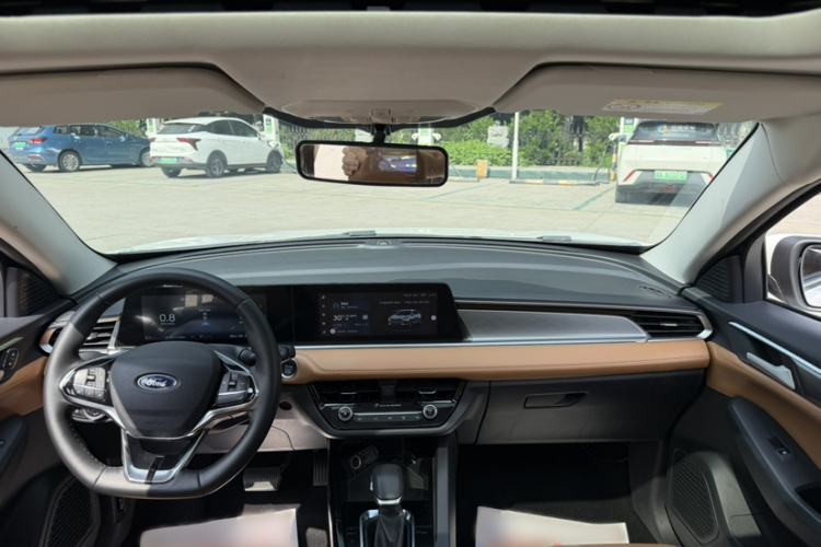 Used Ford Escort 2021 1.5L Automatic Glory Edition Interior 3