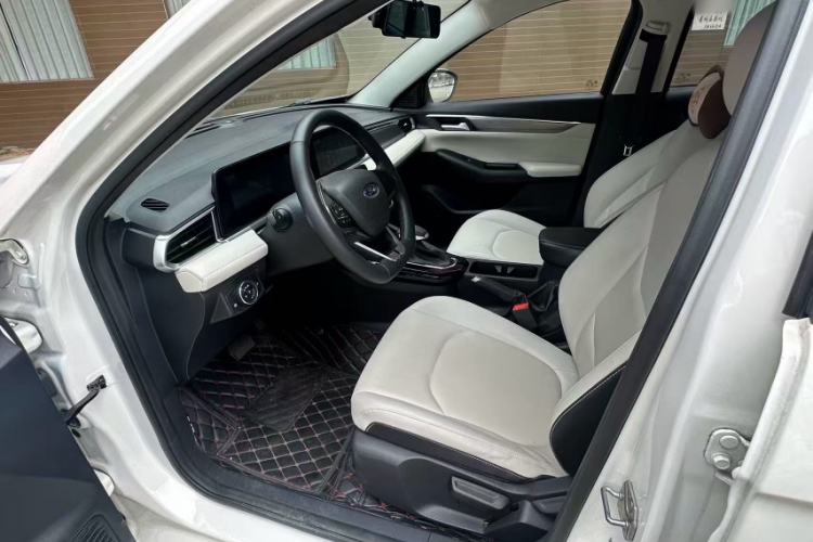 Used Ford Escort 2021 1.5L Automatic Diamond Edition Interior 3