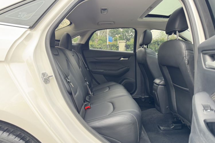 Used Ford Escort 2021 1.5L Automatic Diamond Edition Interior 4