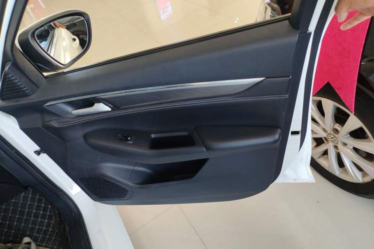 Used Ford Escort 2021 1.5L Automatic Diamond Edition Interior 5