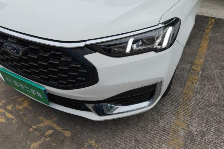 Used Ford Escort 2021 1.5L Automatic Diamond Edition Left Front Headlight