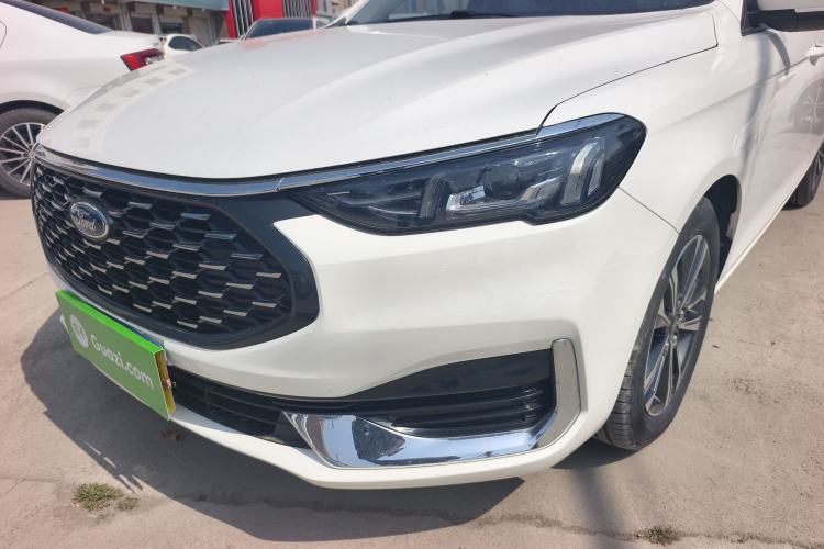 Used Ford Escort 2021 1.5L Automatic Diamond Edition Left Front Headlight