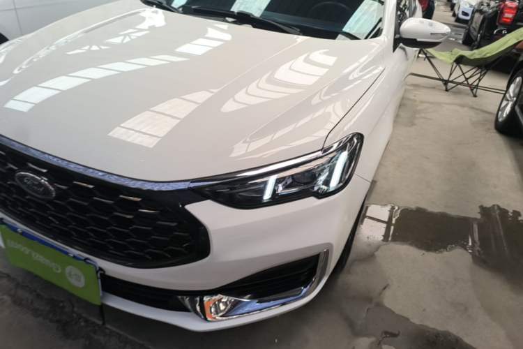 Used Ford Escort 2021 1.5L Automatic Diamond Edition Left Front Headlight