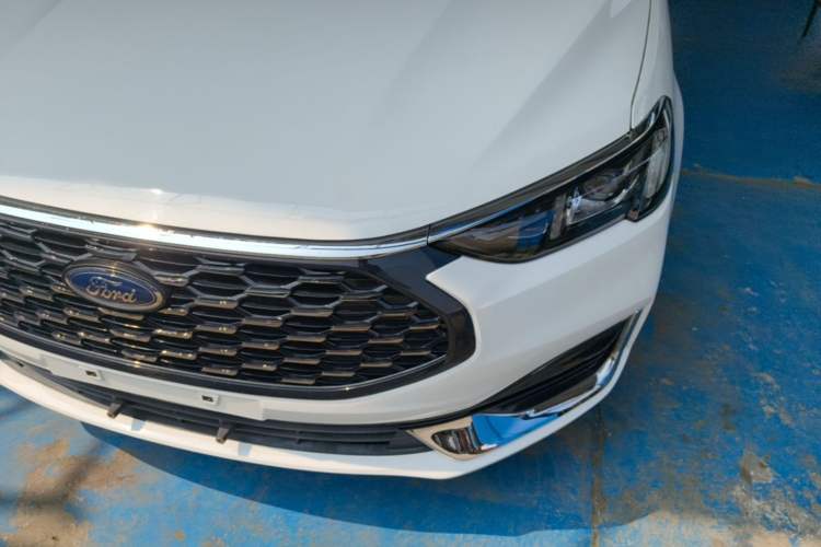 Used Ford Escort 2021 1.5L Automatic Diamond Edition Left Front Headlight